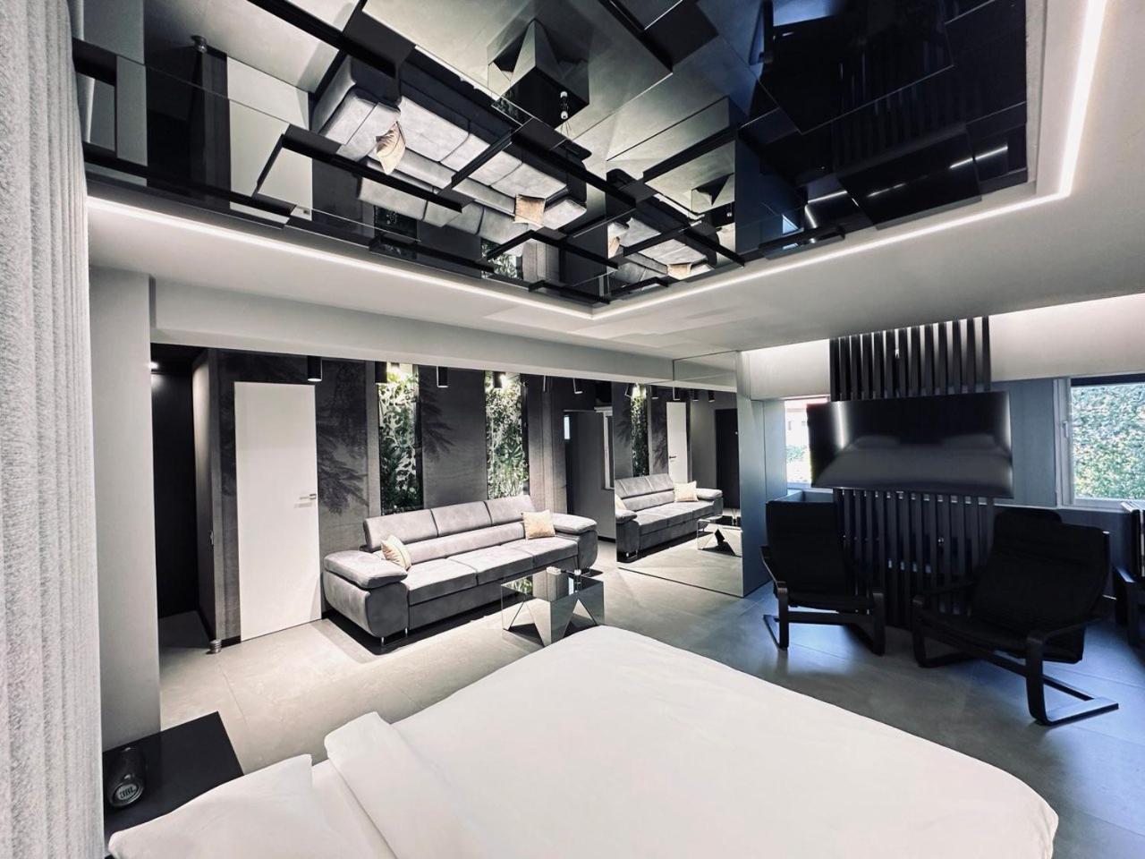 The Hatz By Rh Living Bukarest Exterior foto